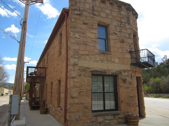 FlatIron Historic Sandstone Inn: 745 N River St, Hot Springs, SD 57747